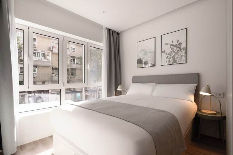 Aparthotel Limehome Madrid Calle Hurtado De Mendoza