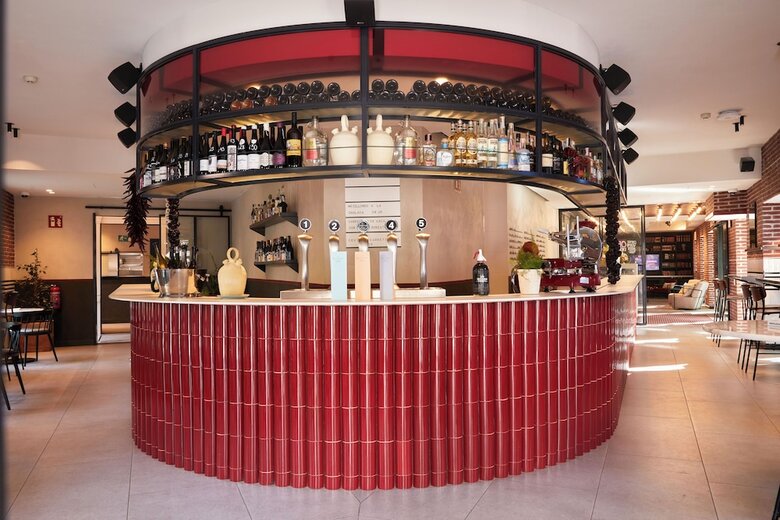 Hotel Latroupe Prado