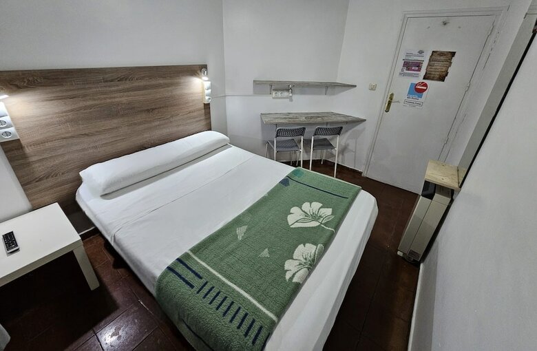 Hostal Casa de Huespedes Almansa