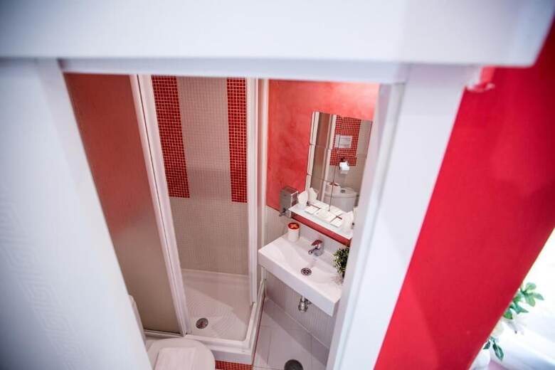 Hostal Madrid Inn