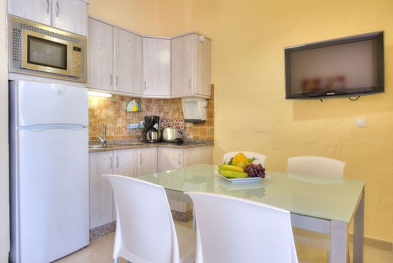 Aparthotel Casas Pepe Apartments & Spa- Adults Only