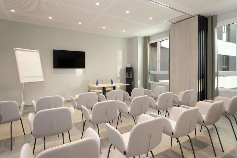 Hotel Hampton By Hilton Malaga Martiricos