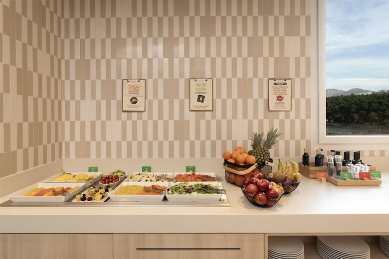Hotel Hampton By Hilton Malaga Martiricos