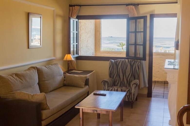 Aparthotel Estudios Turisticos Bahia Sur