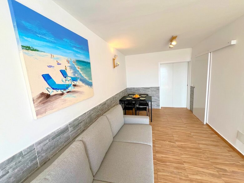Sea View Bungalow With Communal Pool