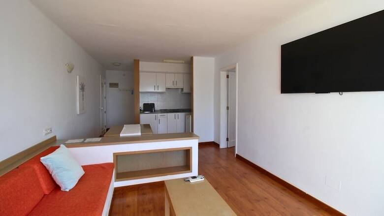 Hotel Neptuno Suites - Only Adults