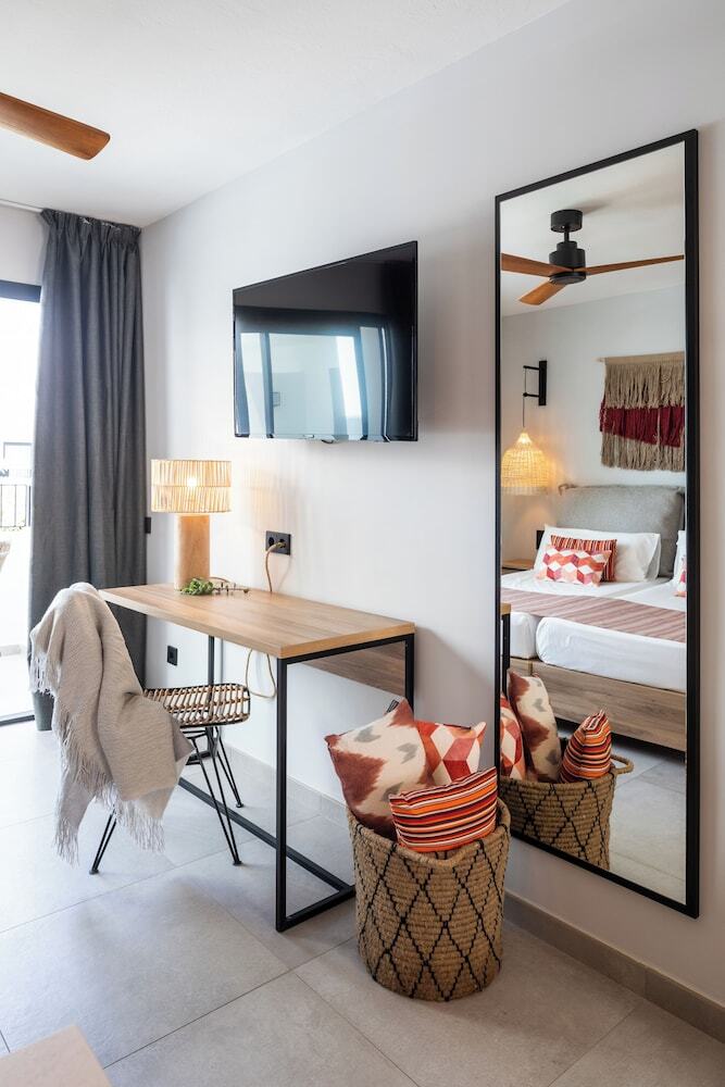 Aparthotel Casita Blanca - Adults Only