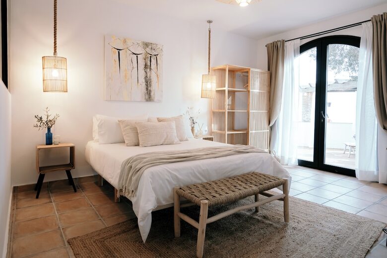 Bed & Breakfast Hearts & Home
