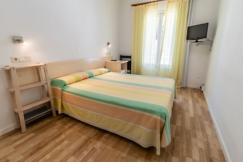 Hostal Fonda Can Dalf� By Vivere Stays