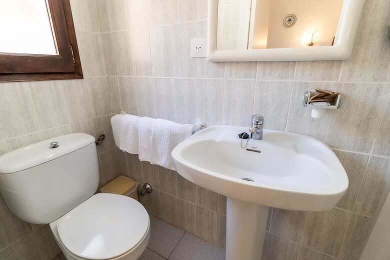Hostal Fonda Can Dalf� By Vivere Stays