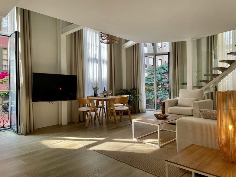 Hotel Emblem�tico Hi Suites