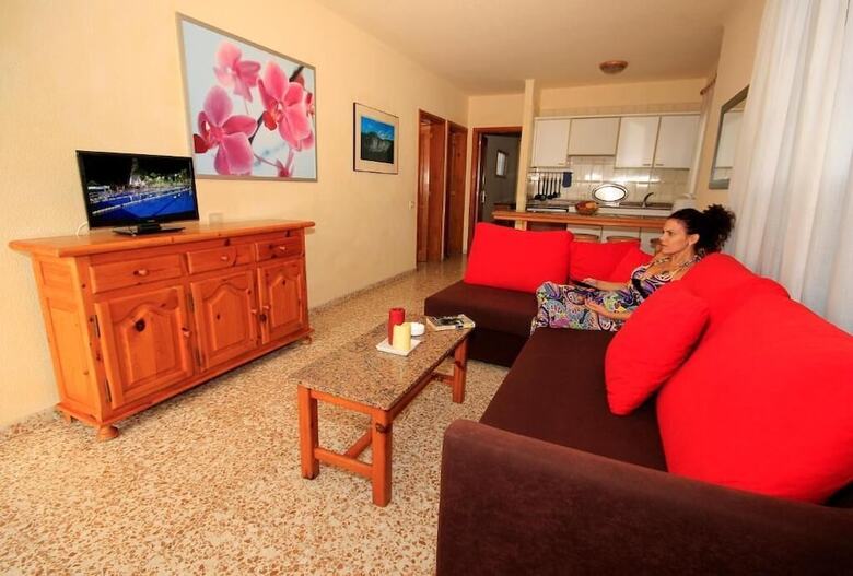 Aparthotel Apartamentos Acuario Sol