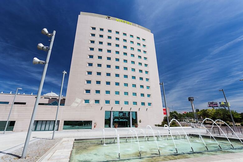 B&B Hotel Madrid Aeropuerto T4