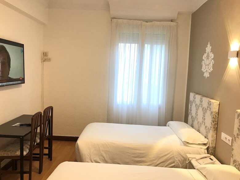 Hotel Hostal La Mexicana