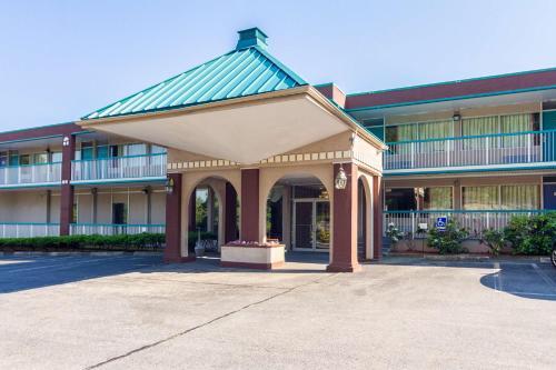 Hotel Quality Inn Groton