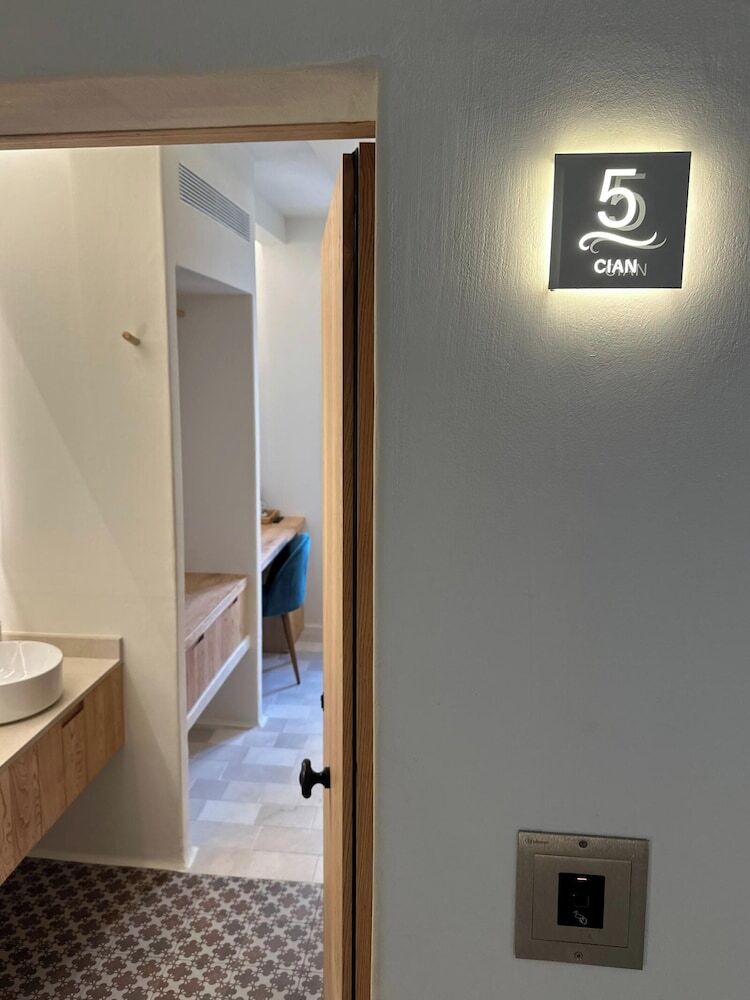 Set Blaus Boutique Hotel