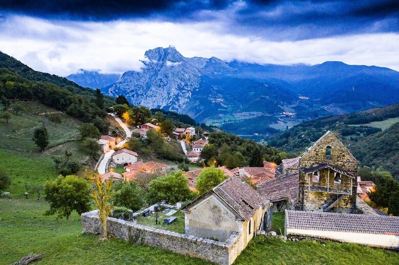 Apartamentos Los Picos De Europa