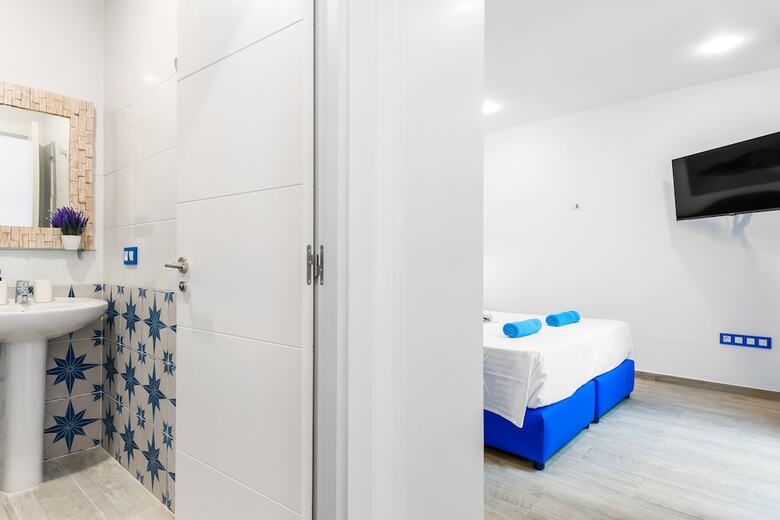 Hostal Okeanos Eco Guest House