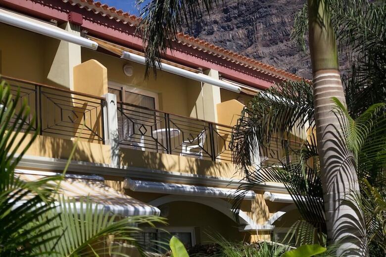 Aparthotel Residencial El Llano