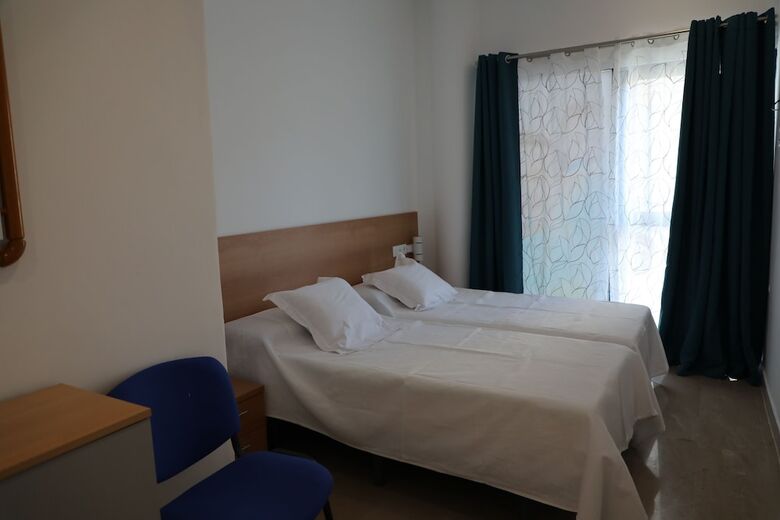 Bed & Breakfast Alojamiento Med The Blue Med.