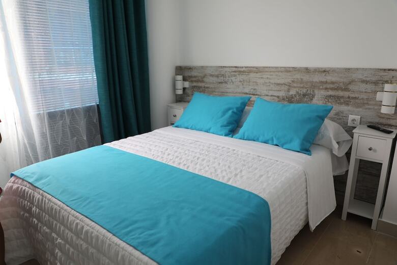 Bed & Breakfast Alojamiento Med The Blue Med.