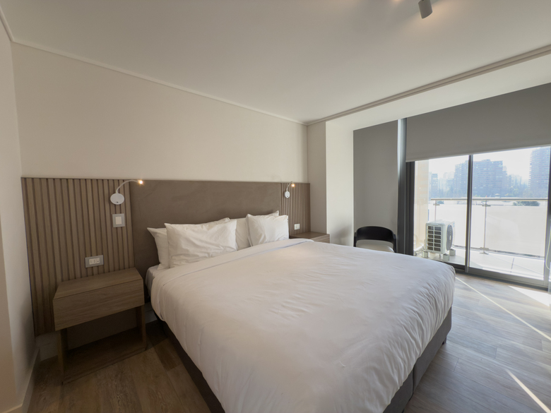 Aparthotel Spot Suites