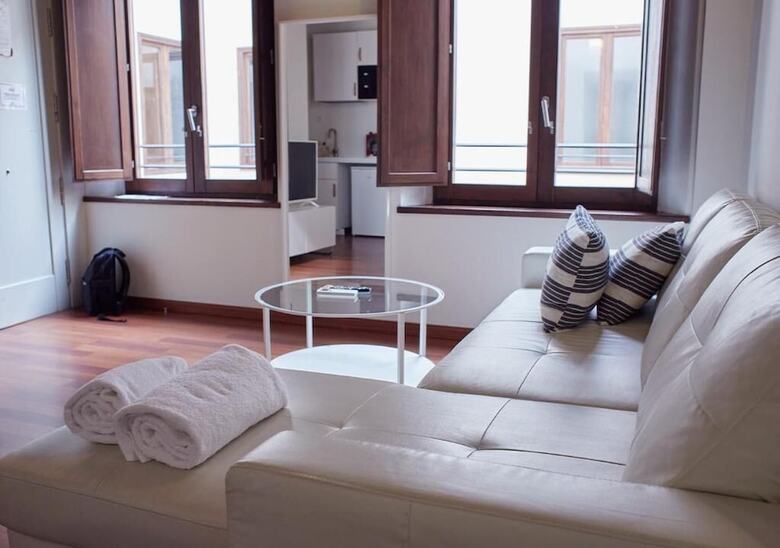 Aparthotel Isa Granada