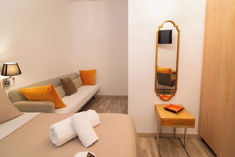 Hotel Center Suites San Eloy