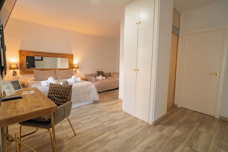 Hotel Center Suites San Eloy