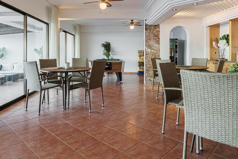 Aparthotel Apartamentos Mirador