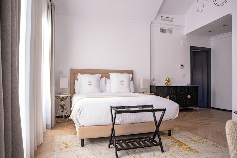 Hotel Bubaqia House