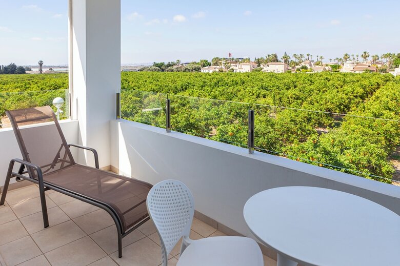 Aparthotel Apartamentos La Laguna Fase II