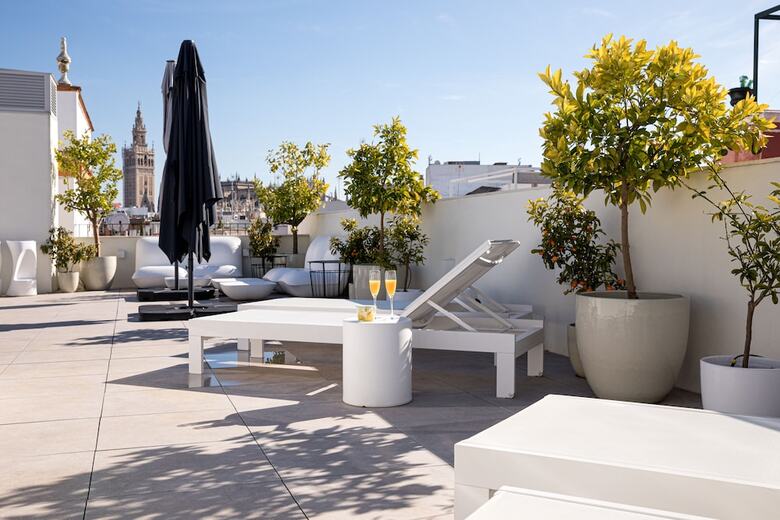 Aparthotel Mylu Suites By Puerta Catedral