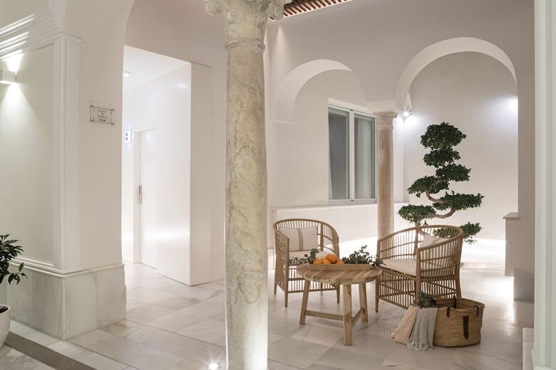 Aparthotel Mylu Suites By Puerta Catedral