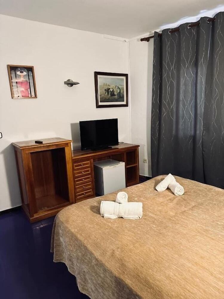 Hotel Nou Roser