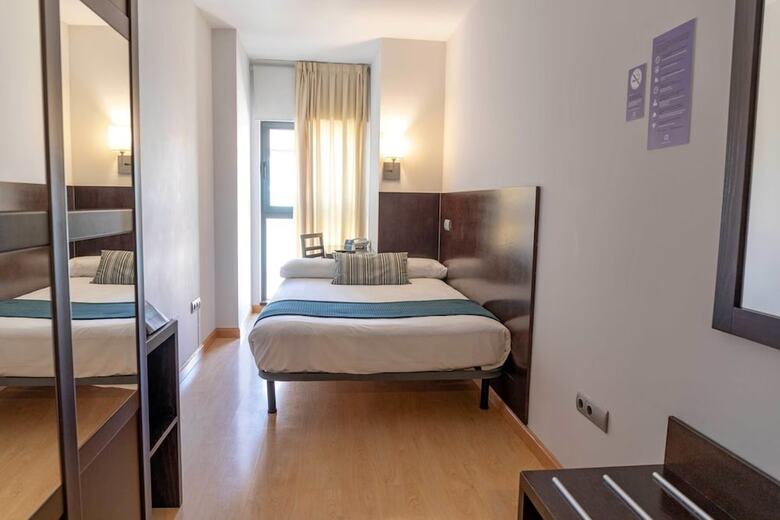 Hotel Carde�a By Gaiarooms