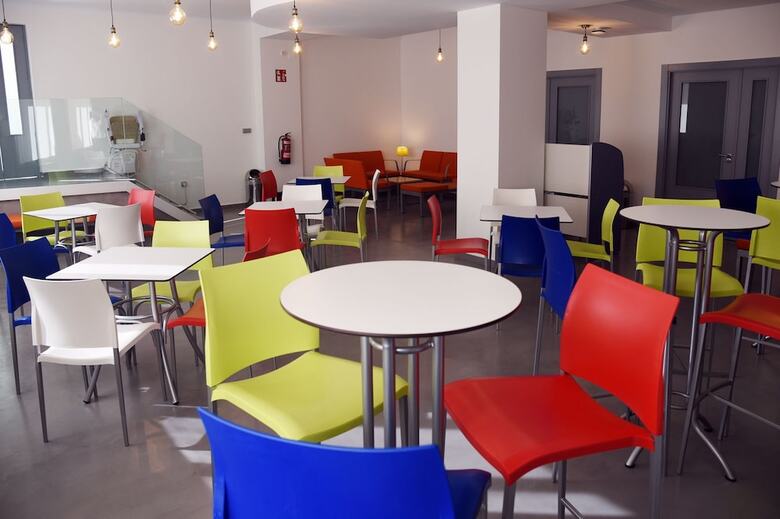 Hostal Albergue Inturjoven Cazorla - Hostel