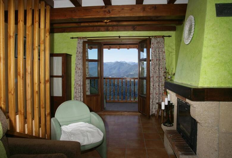 Aparthotel Viviendas Rurales Pe�a Sagra