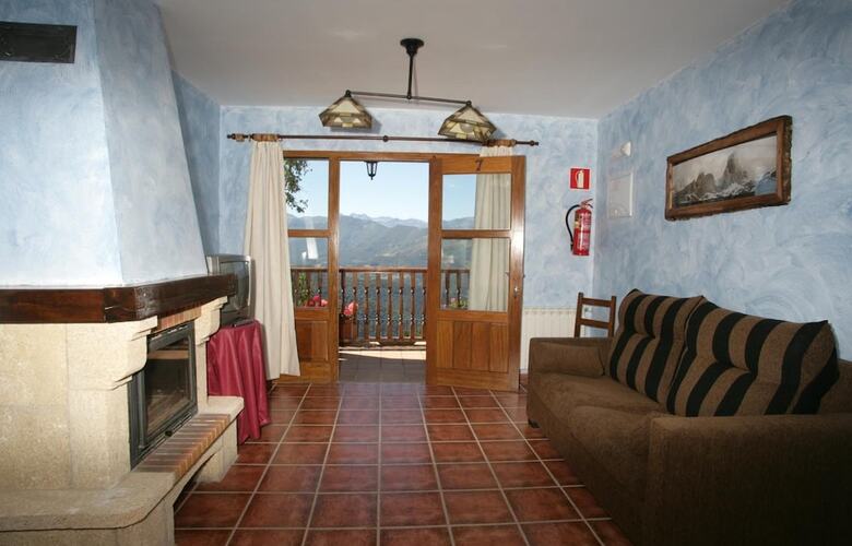 Aparthotel Viviendas Rurales Pe�a Sagra