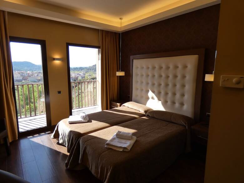 Hotel Fuente Del Miro