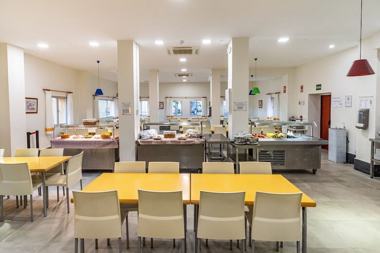 Hostal Marbella Inturjoven Youth Hostel
