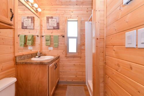Gunnison Lakeside Cabins & Rv Park