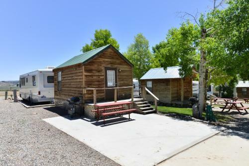 Gunnison Lakeside Cabins & Rv Park
