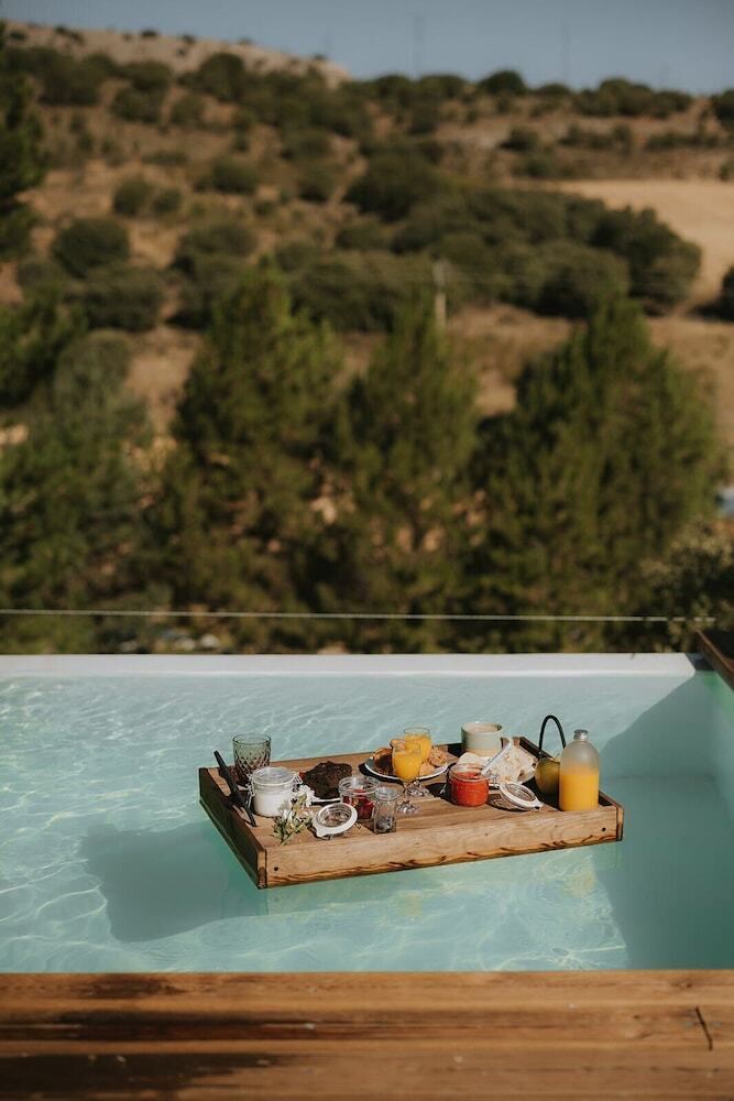 Noctis Hotel
