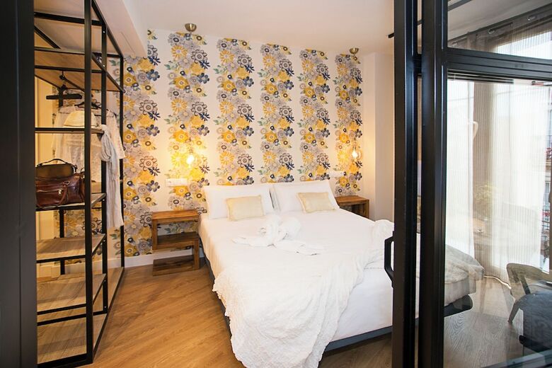 Aparthotel Graffiti Suites M�laga