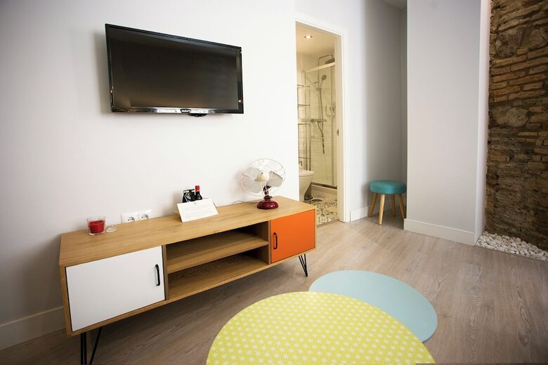 Aparthotel Graffiti Suites M�laga