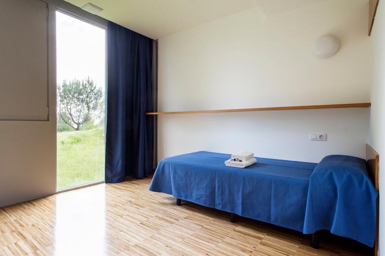 Hostal Residencia Universitaria O Castro - Campus Accommodation