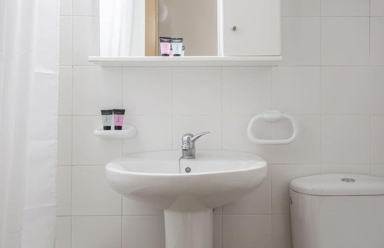 Hostal Residencia Universitaria O Castro - Campus Accommodation
