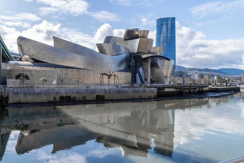 Aparthotel Limehome Bilbao Tristan De Leguizamon