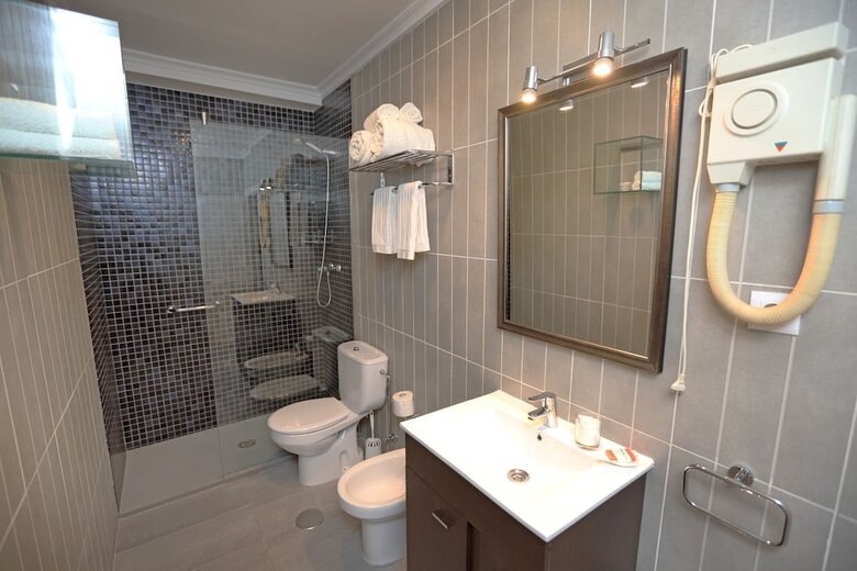 Aparthotel Apartamentos Santa Luc�a